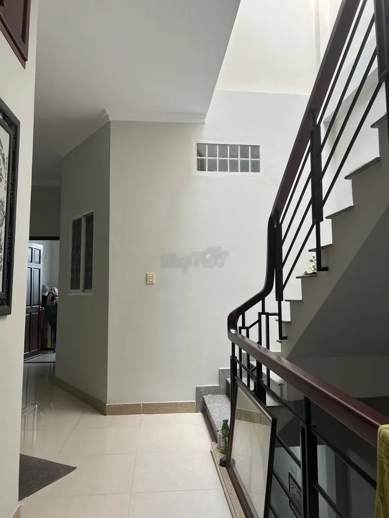 Hẻm 5m thông phường Tân Sơn Nhì dt 5mx18m 3,5 tấm giá 6,9 tỷ tl