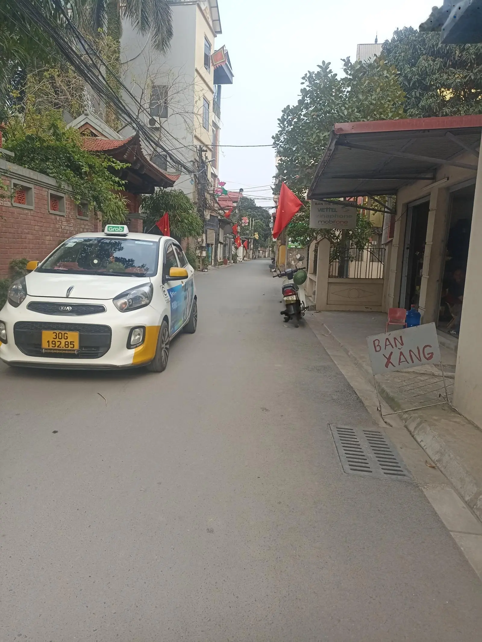 Bán nhà 3 tầng mặt phố Võng La, Đông Anh cách cổng khu công nghiệp Bắc Thăng Long 500m