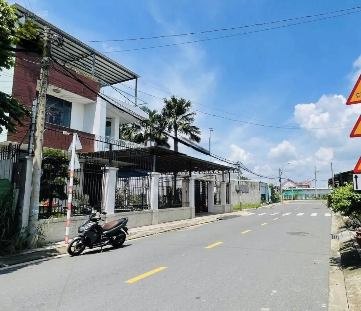 Cắt lỗ luôn lô đất đẹp 80m2 full thổ cư, SHR, mặt tiền đường Nguyễn Văn Ni, Thị trấn Củ Chi.