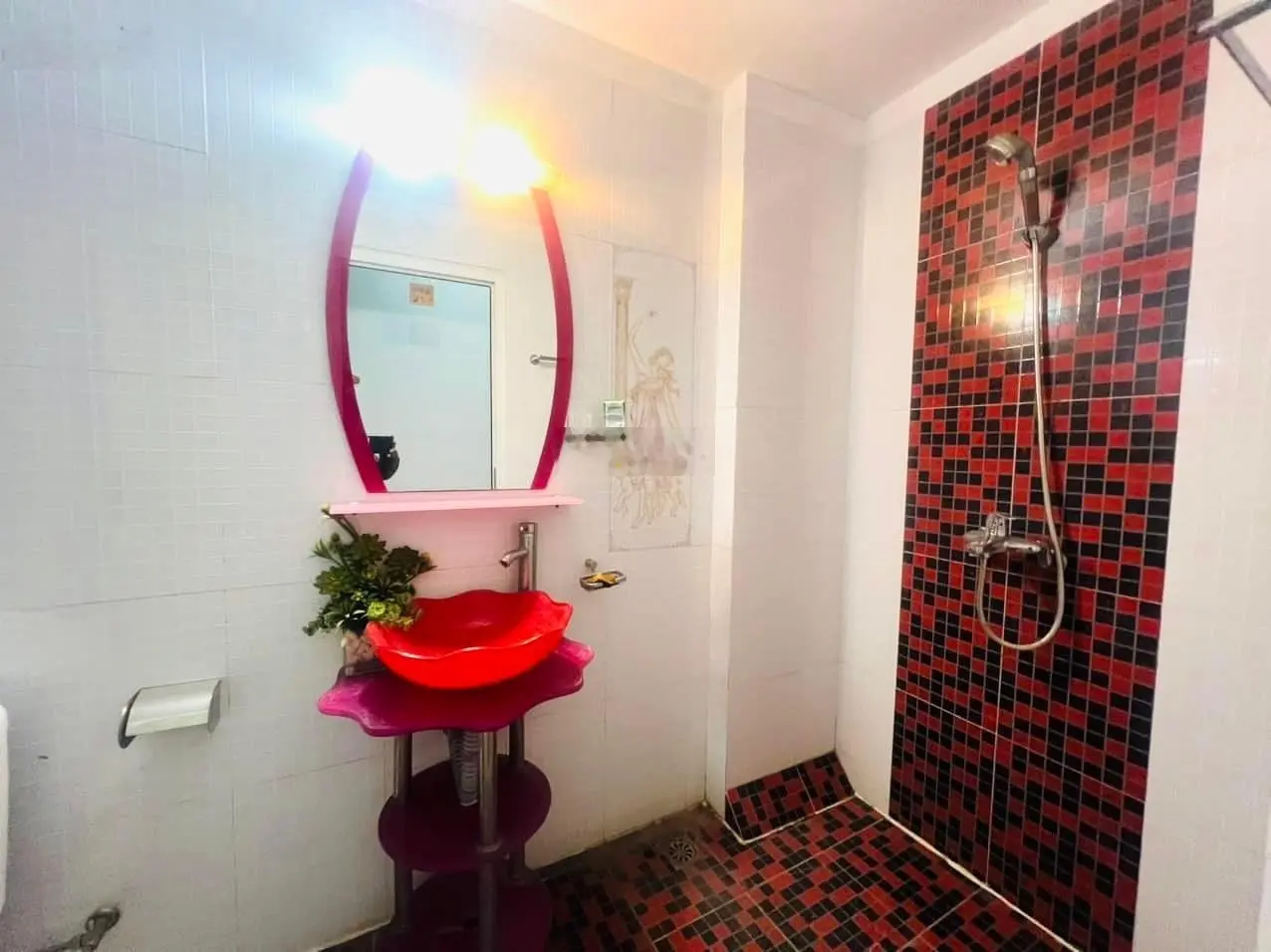 11.5 tỷ-76m2-kinh doanh- ô tô-vỉa hè-thang máy-tô hoàng-bạch mai-hbt