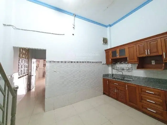 Bán nhà 4,5 tỷ / 80m2. HXH 5m, tại Phường Hiệp Phú, Quận 9, Hồ Chí Minh
