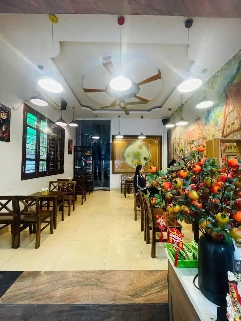 Chỉ 43,9 tỷ có nhà gần mặt phố Nguyễn Hoàng 79m2 6T mặt tiền rộng vỉa hè 2 làn xe ô tô kinh doanh