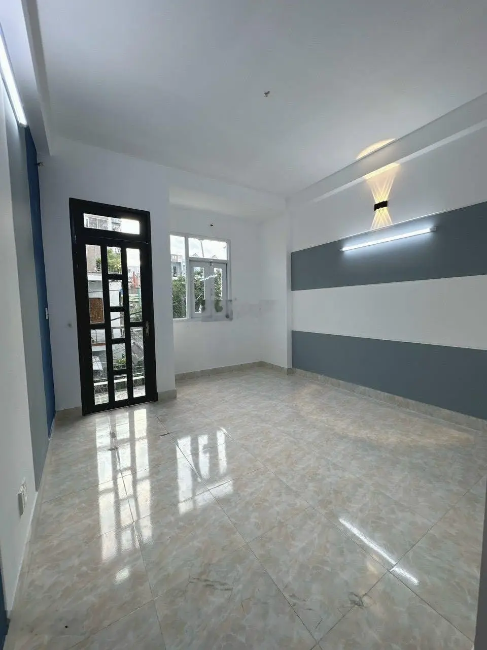 Bán nhà, Đ. Cách Mạng Tháng Tám, Phường 13, Quận 10, 3Tỷ3, DT 70m2, sổ sẵn, LH 0896 465 ***