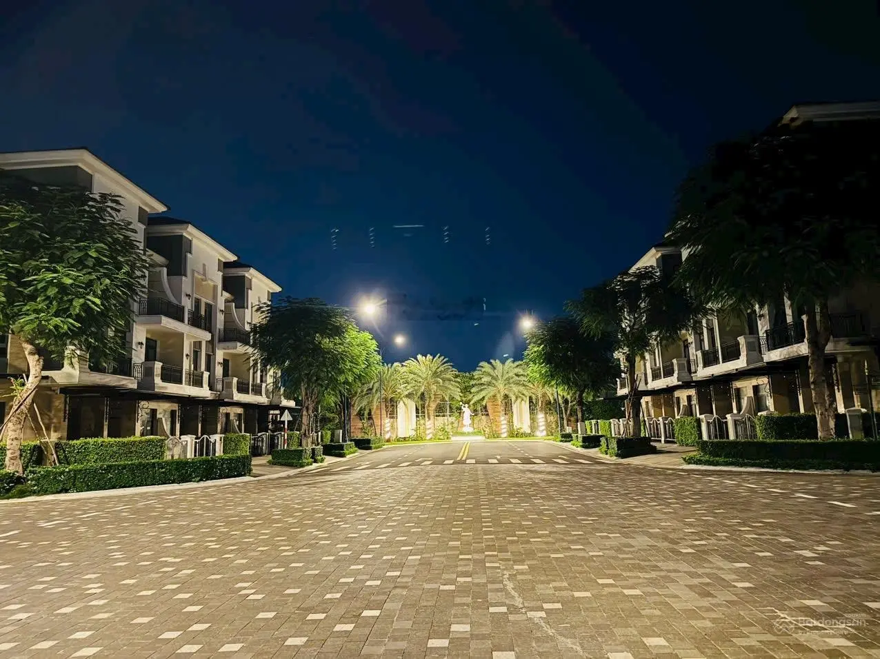 Chính chủ gửi bán Verosa Khang Điền, ngang 7m, giá rẻ nhất chỉ 12,5 tỷ