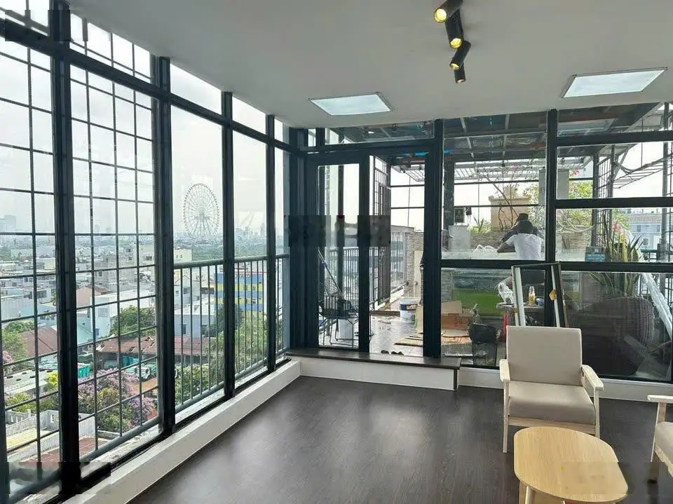 Sở hữu ngay tòa căn hộ 7 tầng 17 phòng - TT Hải Châu - dòng tiền