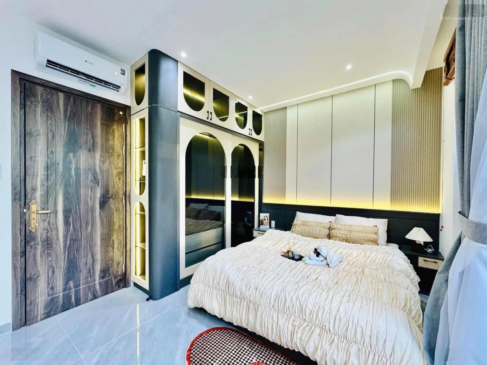 Bán nhà Trần Hữu Trang,p11, Phú Nhuận. Dt 49,45m2. Giá 2,5 tỷ. SHR, pháp lí chuẩn