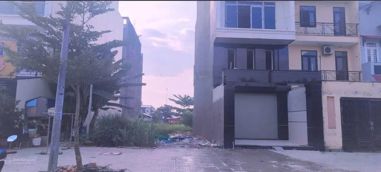 Vàng đang lên giá tình hình bất động sản sẻ có tiến triển mới theo vàng