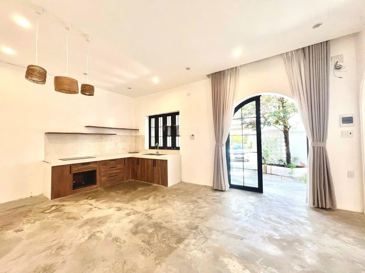 Chủ hạ giá 200tr còn 2.35 tỷ cho căn Villa tại phường 3 TP Tây Ninh chỉ xách vali vào là ở