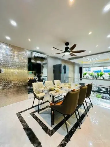 Định cư Mỹ bán nhà Thiên Phước P9 Q11. DT 85m2 giá 3tỷ550 gần trường mầm non Gia Bảo. Cho thuê 30tr