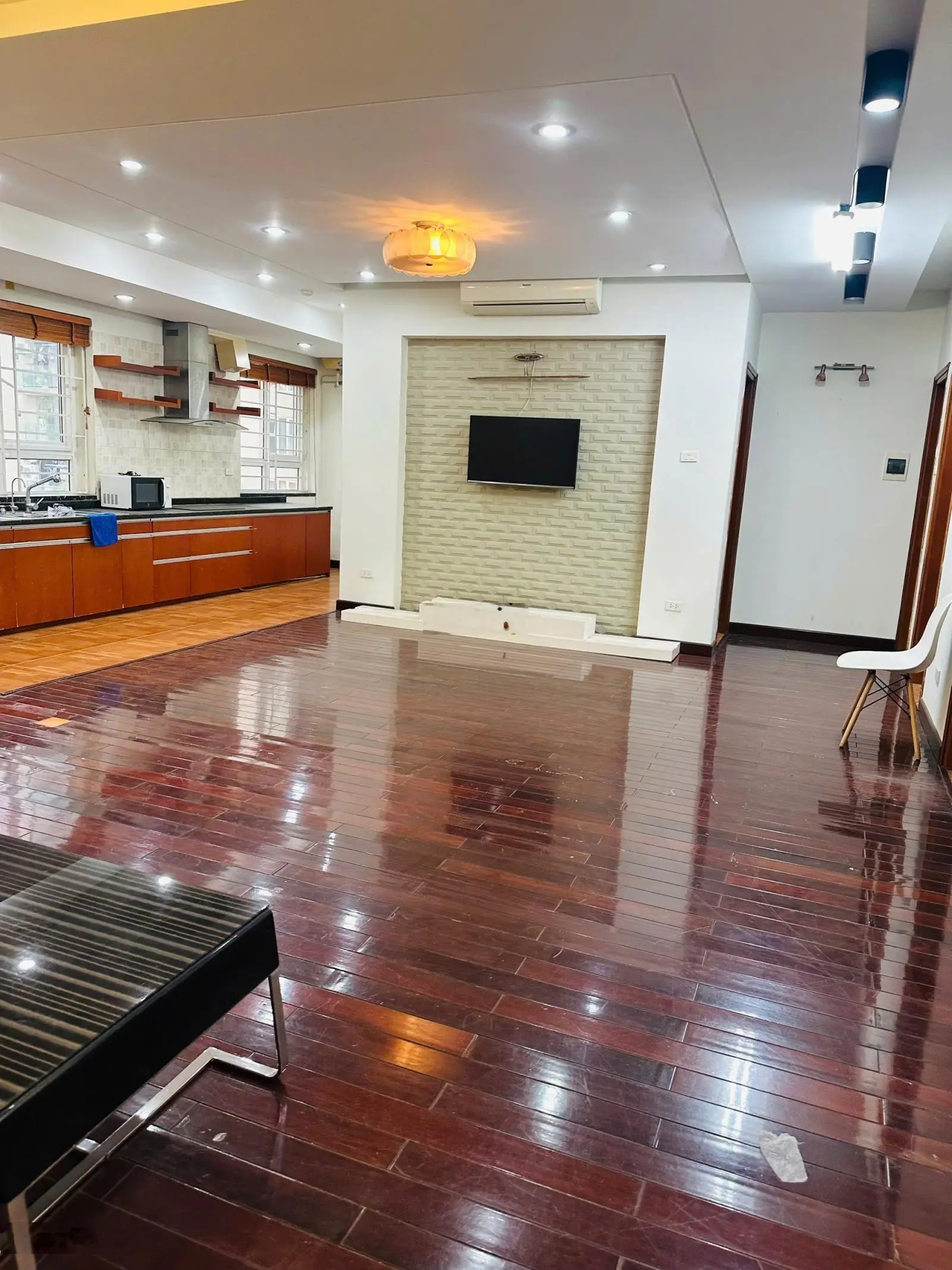 Bán căn hộ chung cư Vimeco II - Nguyễn Chánh, 9,83 tỷ vnđ, 151m2, 3 PN. LH 0934 593 ***