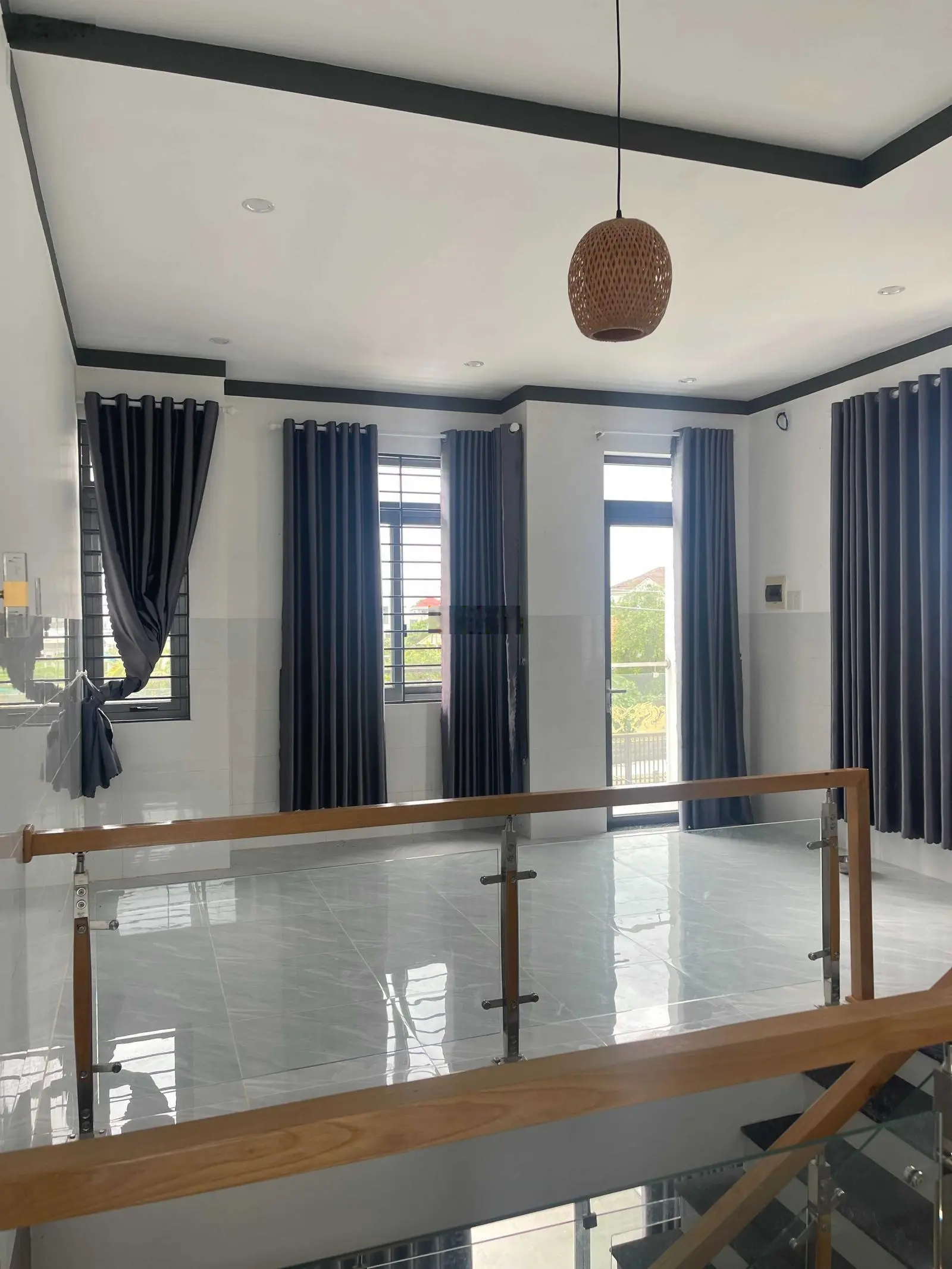 Bán nhà mới xây 1 trệt 1 lầu 5x30m, TT. Long Điền, BRVT