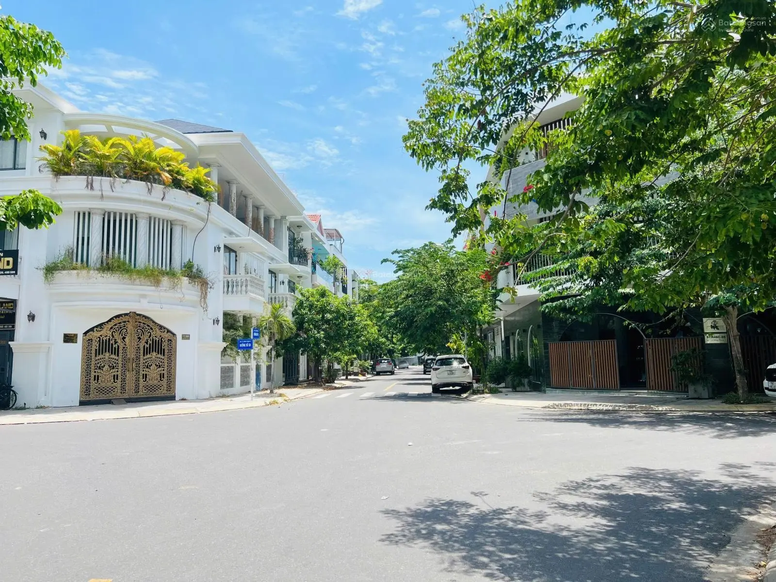 Bán căn biệt thự góc ngã tư đối diện công viên KĐT Hà Quang II chỉ 14 tỷ (đang cho thuê 25tr/tháng)