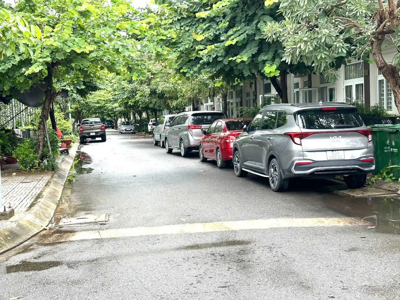 Chính chủ cần bán gấp nhà phố Trần Anh Riverside 4x21 giá 1t7. Mặt tiền đường 9, sổ hồng, sang tên