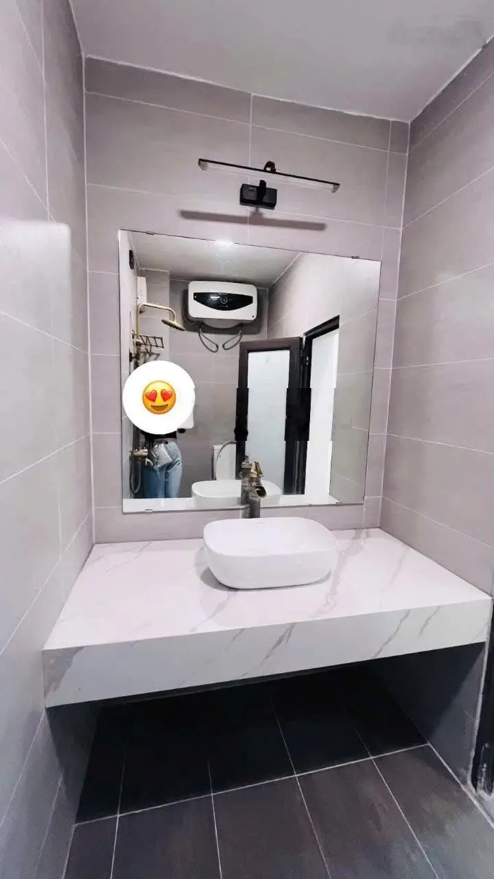 110 triệu/ m2 - nhà Đê La Thành - Ba Đình 68 m2 - mặt tiền 5m - 7,48 tỷ - nhà đẹp ở ngay - SĐCC