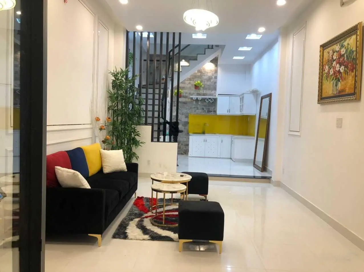 Nhà mặt tiền đường Đất Thánh 44m2, 1 trệt 3 lầu ST, 12.6 tỷ TL nhà rất đẹp vị trí VIP