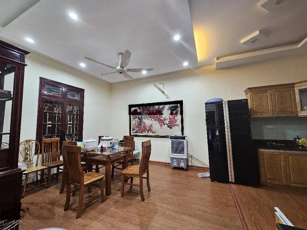 Bán biệt thự - lạc long quân - tây hồ - gara ô tô vào nhà - 15m ra phố - sát hồ tây - ngõ thông