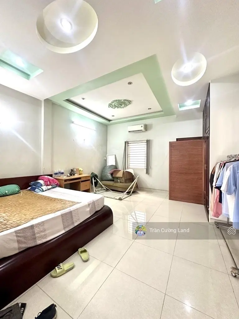 Giảm 500tr, gấp bán nhà trục phạm văn đồng - 135m2 - 3 tầng rộng gần chợ thủ đức - nhỉnh 8tỷ