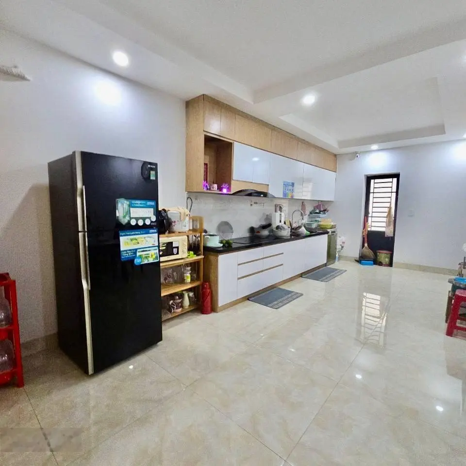 Bán nhà 4 tầng mặt tiền Hoàng Dư Khương, Khuê Trung, Cẩm Lệ, Đà Nẵng