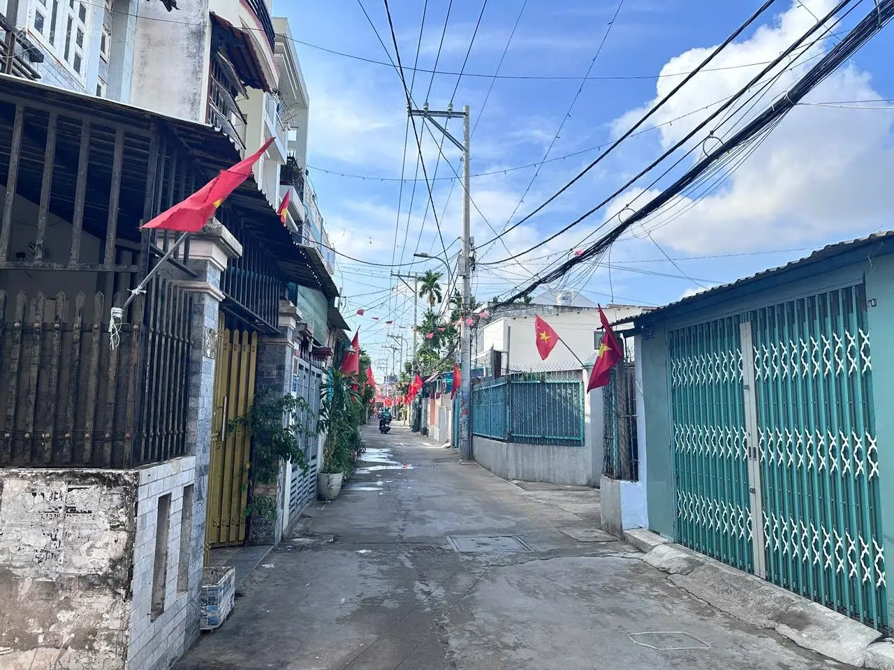 Bán nhà 1 trệt - 1 lầu, nhà 1 sẹc Đường 48, Phường Hiệp Bình Chánh, TP. Thủ Đức - Giá 6 Tỷ 6