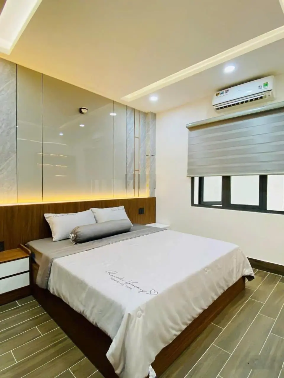 2 Căn siêu phẩm mặt tiền, Nguyễn Văn Khối P11, 4m x 19m. 5 lầu - thang máy=14 tỷ