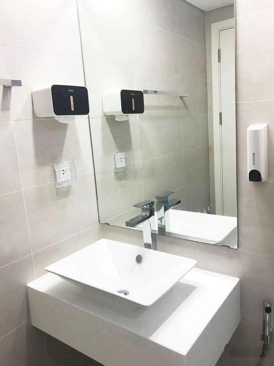 Bán chung cư cao Cấp LucKy Place, dự án nova mới,đường Phan VĂN kHOẼ,phường 2 Q.6,