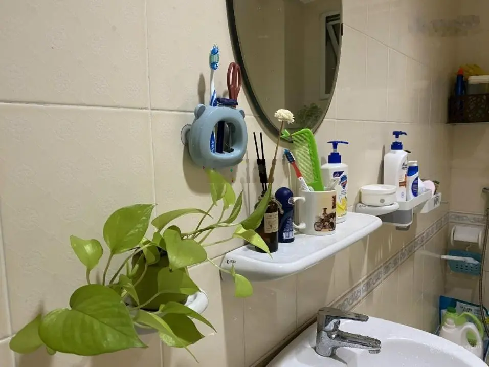 Cần bán chung cư Babylon - Âu Cơ - Tân Phú. 87m2, 2PN. Giá: 3.3 tỷ. LH: 0904 715 ***, Quyền. Có sổ