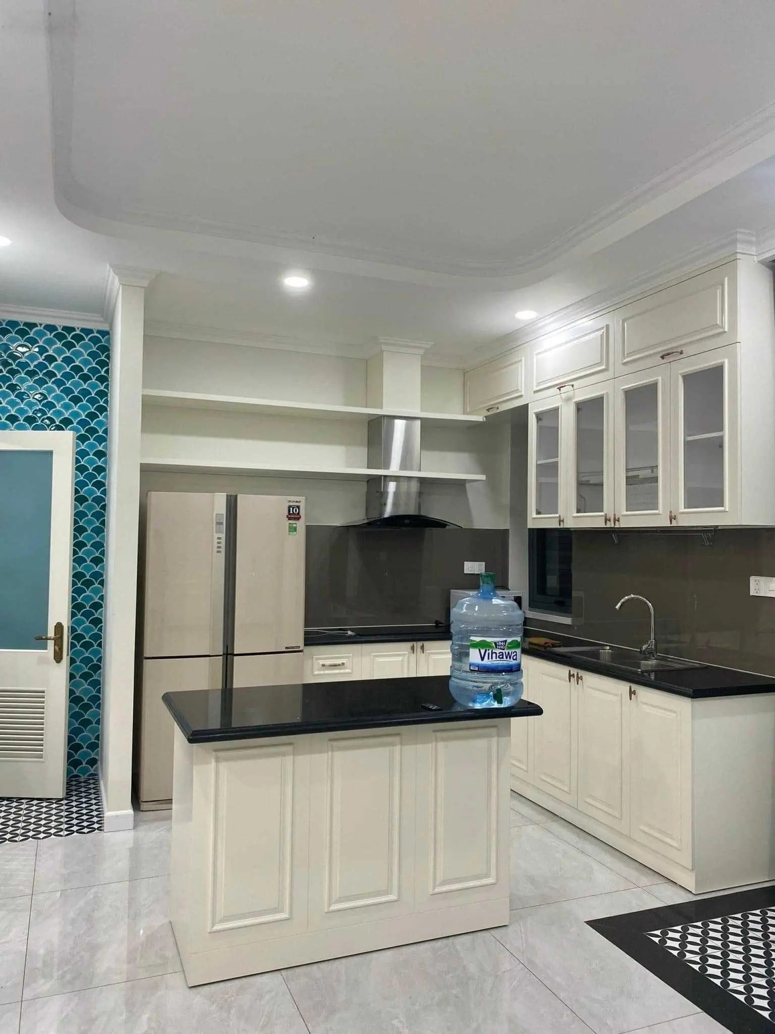 Kẹt tiền bán gấp căn nhà biệt thự Lavila - Full nội thất cao cấp, 12,2 tỷ - LH: 0902 781 ***