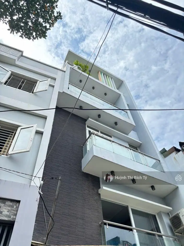 Ngang khủng gần 6m, hẻm xe tải thông ngay Nguyễn Văn Đậu, nhà đẹp 5 tầng hoàn công đủ