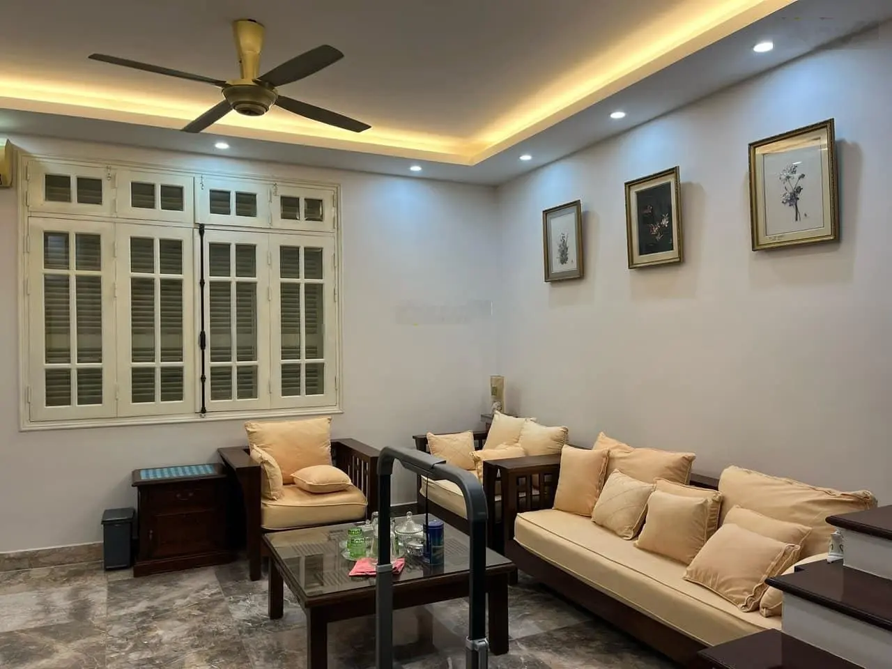 Vip Hiếm Biệt Thự Liền Kề Ô Tô Đỗ Thoải Mái 70m2 4 tầng 25 tỷ mặt tiền 5.5m sổ đỏ vuông đét