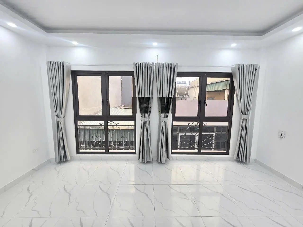 Cc bán nhà Vĩnh Quỳnh, Quỳnh Đô 47m2 x 4,5 tầng ô tô đỗ cạnh 0988913522