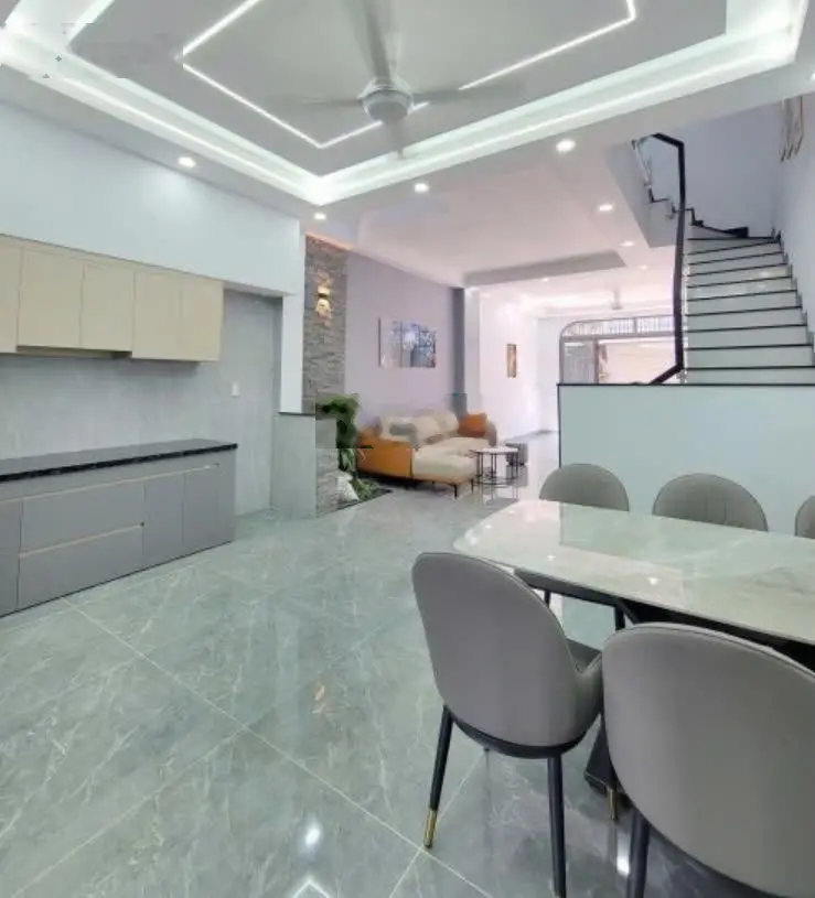 Bán nhà phố mặt tiền Thủ Dầu Một Bình Dương