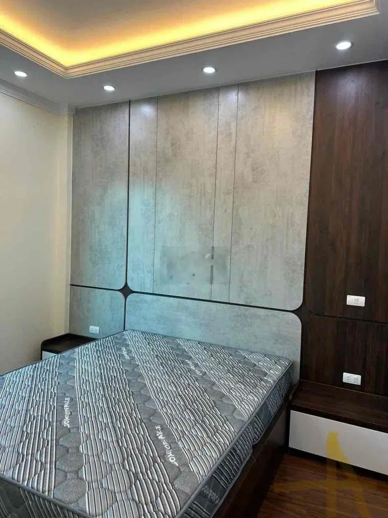 4,55 tỷ nhà gần quận Bắc Từ Liêm-60m2-5T- lô góc- oto vào- ngõ thông