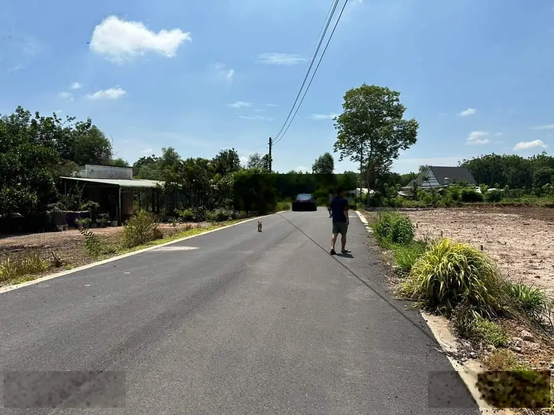Bán gấp đất đường N1, Trừ Văn Thố, Bàu Bàng,Giá 740tr/116m2,cách ngã ba Bàu Bàng 500m,sổ hồng riêng