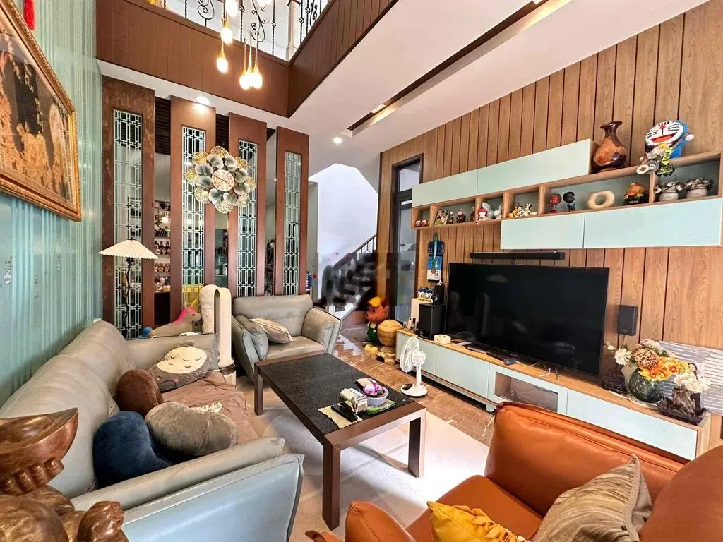 💥 Nhà đẹp 2 lầu đường E Phạm Ngũ Lão (chưa qua Vành Đai)- giá tốt 3.2t