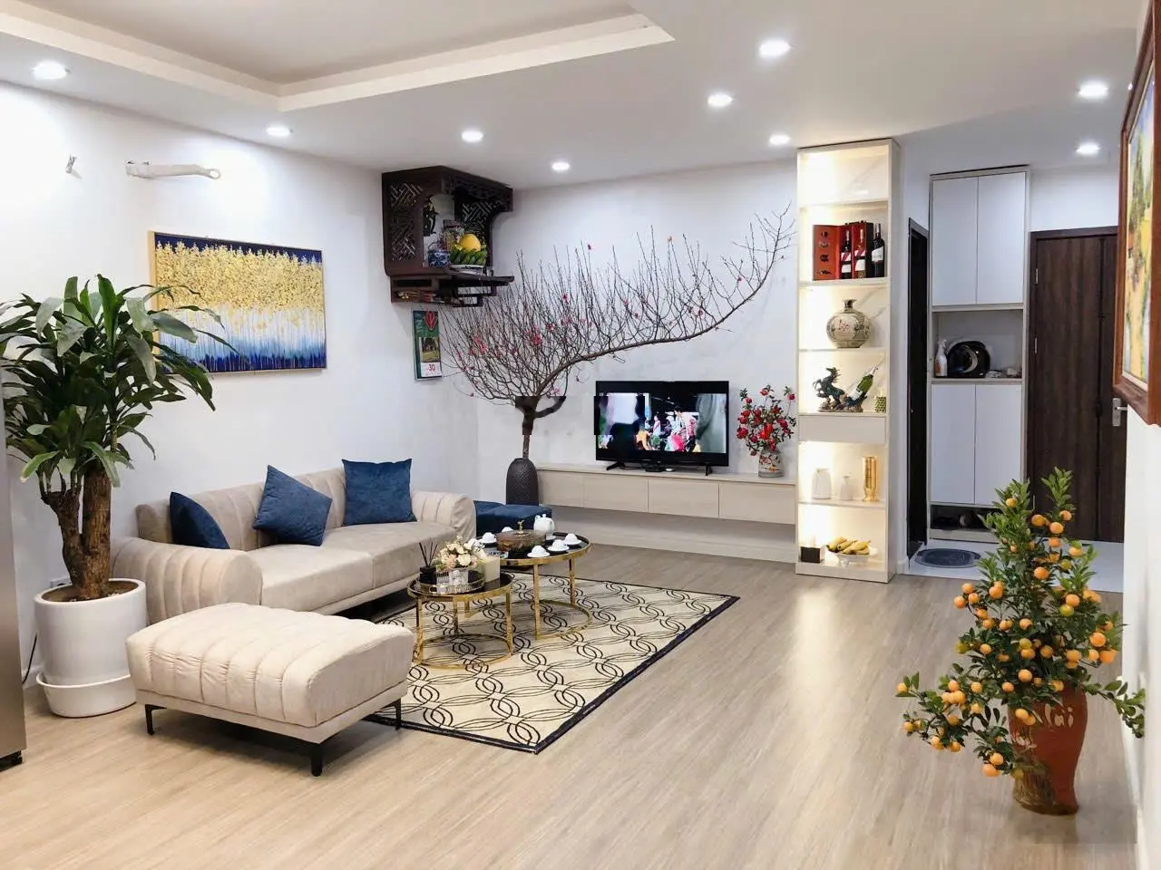 Bán căn hộ Golden Palace, giá tốt nhất chỉ 5,5 tỷ vnd, 87m2, 2PN, 2VS, đầy đủ nội thất