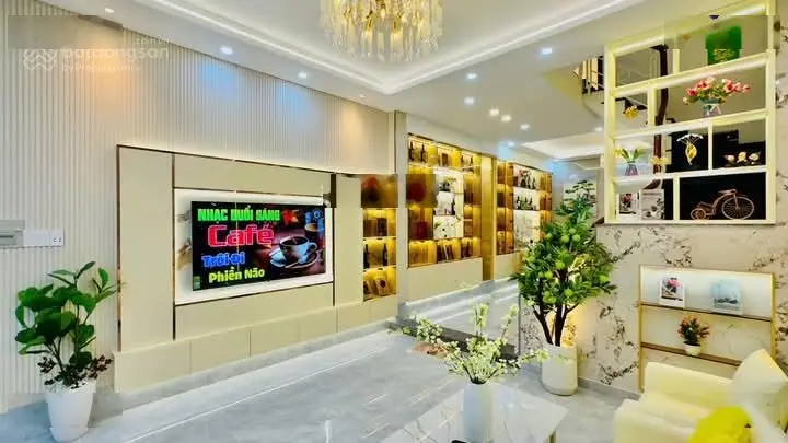Chủ ngộp cần bán gấp căn Nguyễn Đình Chiểu, Phường 3, Quận 3. DT 52m2