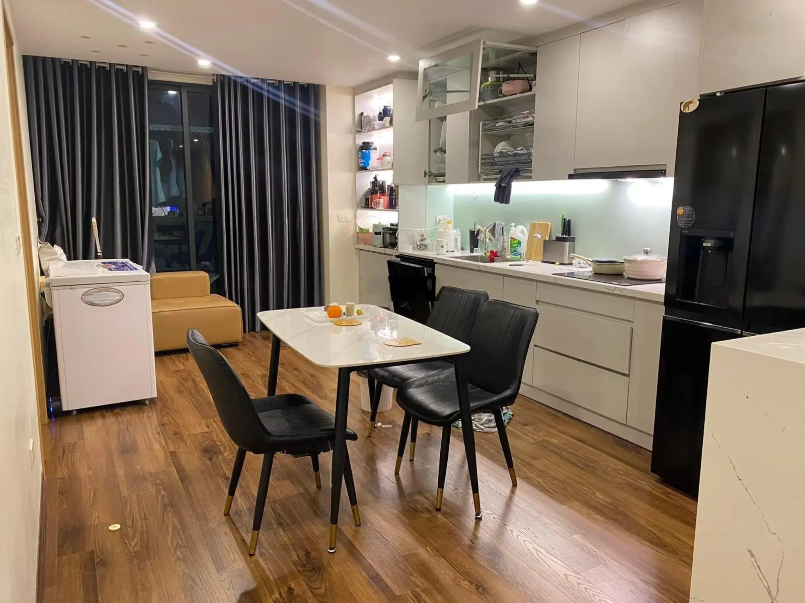 Siêu phẩm tại Five Star Kim Giang, 4,9 tỷ, 78m2, 2N2VS, tầng trung, ban công Nam. LH 0866 839 ***