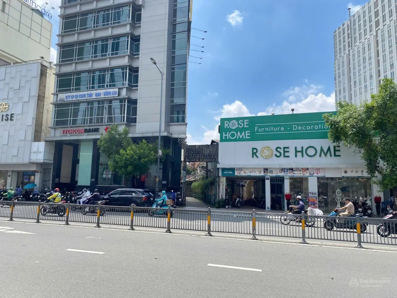Bán góc 2 MT: 201A - 203/1 đường Nam Kỳ Khởi Nghĩa, P.7, Q.3 Dt: 10m nở hậu 16m dài 25m, giá 110 tỷ