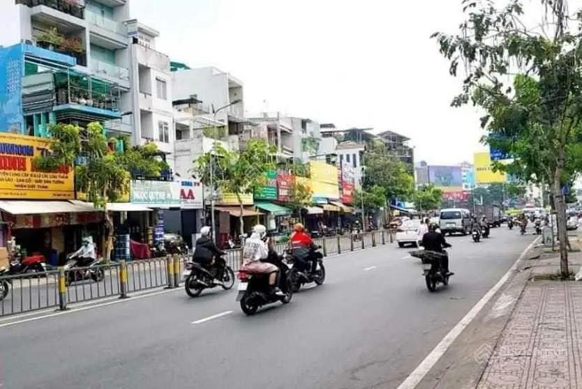 Siêu phẩm dòng tiền Tân Bình! Tòa nhà Bạch Đằng-DT 8x27m-7 Tầng-HDT: 220 Triệu-Giảm sâu 45 Tỷ