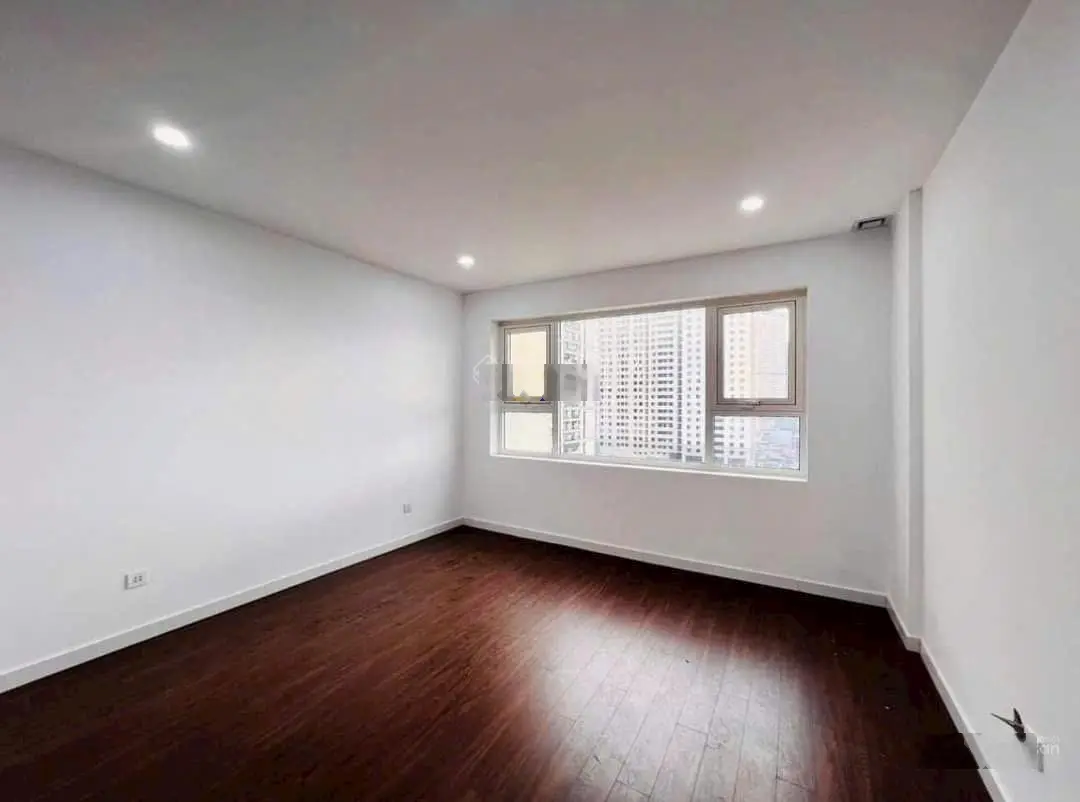 CĐT ra hàng căn 3 ngủ 130m2, tòa A, DA Hồ Gươm 102 Trần Phú, giá tốt. LH: 0912 824 ***