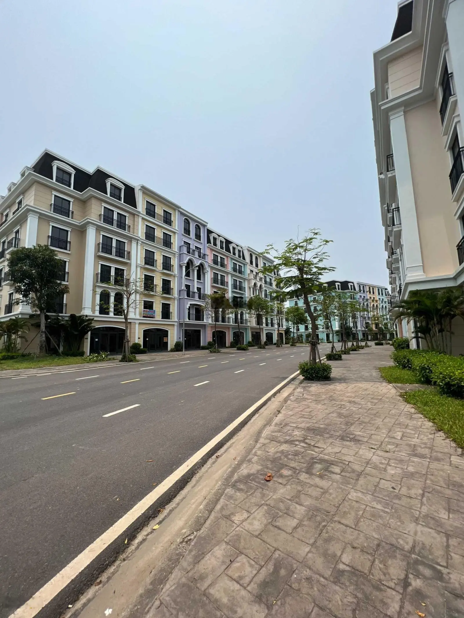 Chính chủ cắt lỗ liền kề 6 tầng giá 6,5 tỷ diện tích 91m2 giá rẻ nhất Bãi Cháy, Hạ Long, Quảng Ninh