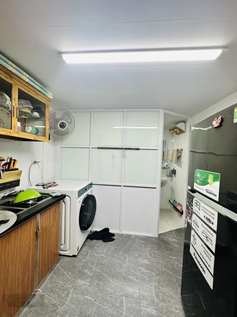 Bán siêu phẩm tập thể Thái Thịnh, mặt phố - nhà mới - ô tô đỗ cửa, 50,4 m2, giá 2,65 tỷ