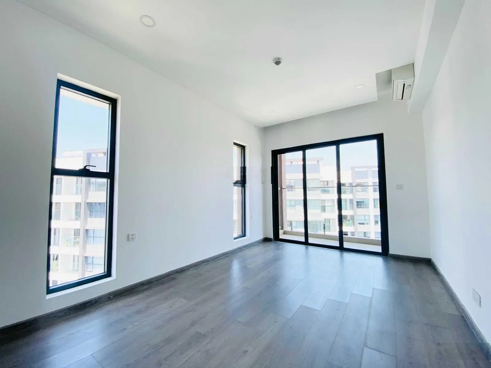 Còn 1 căn Brilliant duy nhất giá CĐT - DT 141m2 giá 7ty225 nhận nhà - LH Nhân viên CĐT 0906 713 ***