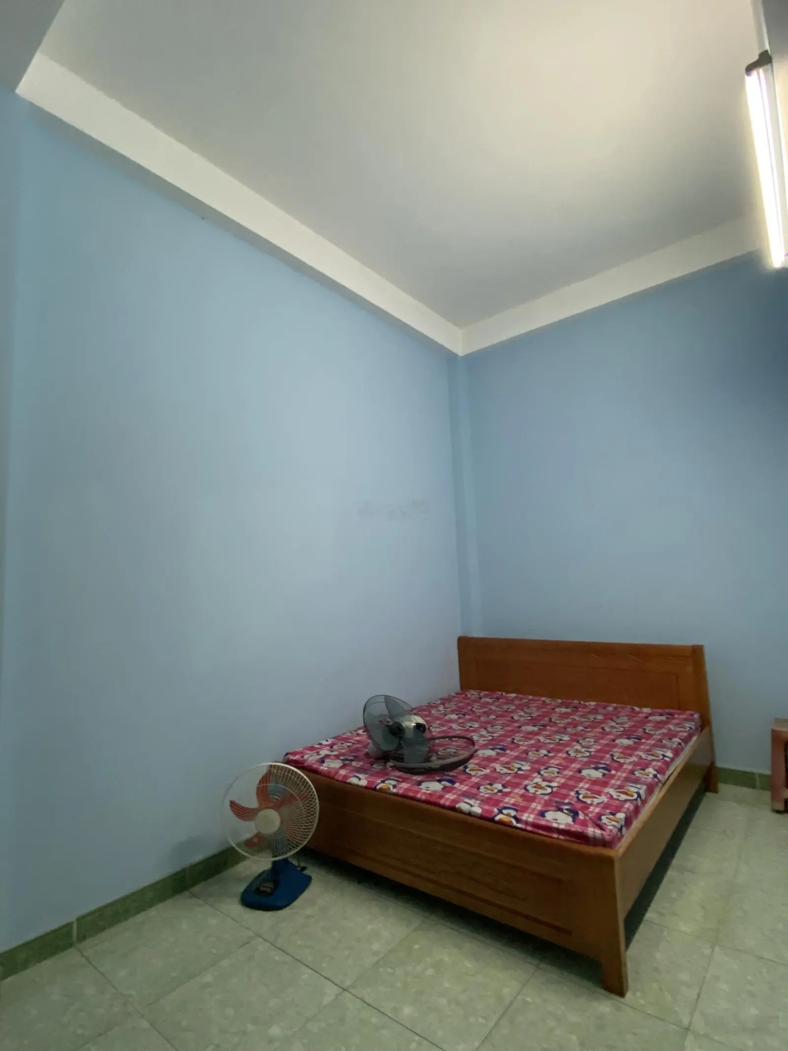 Bán dãy trọ lầu trệt + nhà 3 lầu giá rẻ tại TP Dĩ An Bình Dương