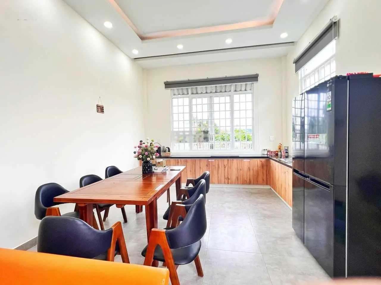 Cần tiền e bán gấp nhà phố vườn homestay nghỉ dưỡng hơn 1150m2 TP Bảo Lộc, có nguồn thu ổn định a