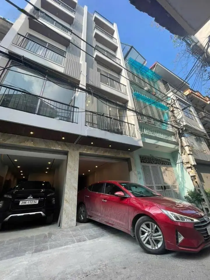 Nhà đẹp đón tết, ngay phố Thạch Bàn - sát TTTM Aeon Mall - 48m2 - 6 tầng - giá 9,6 tỷ