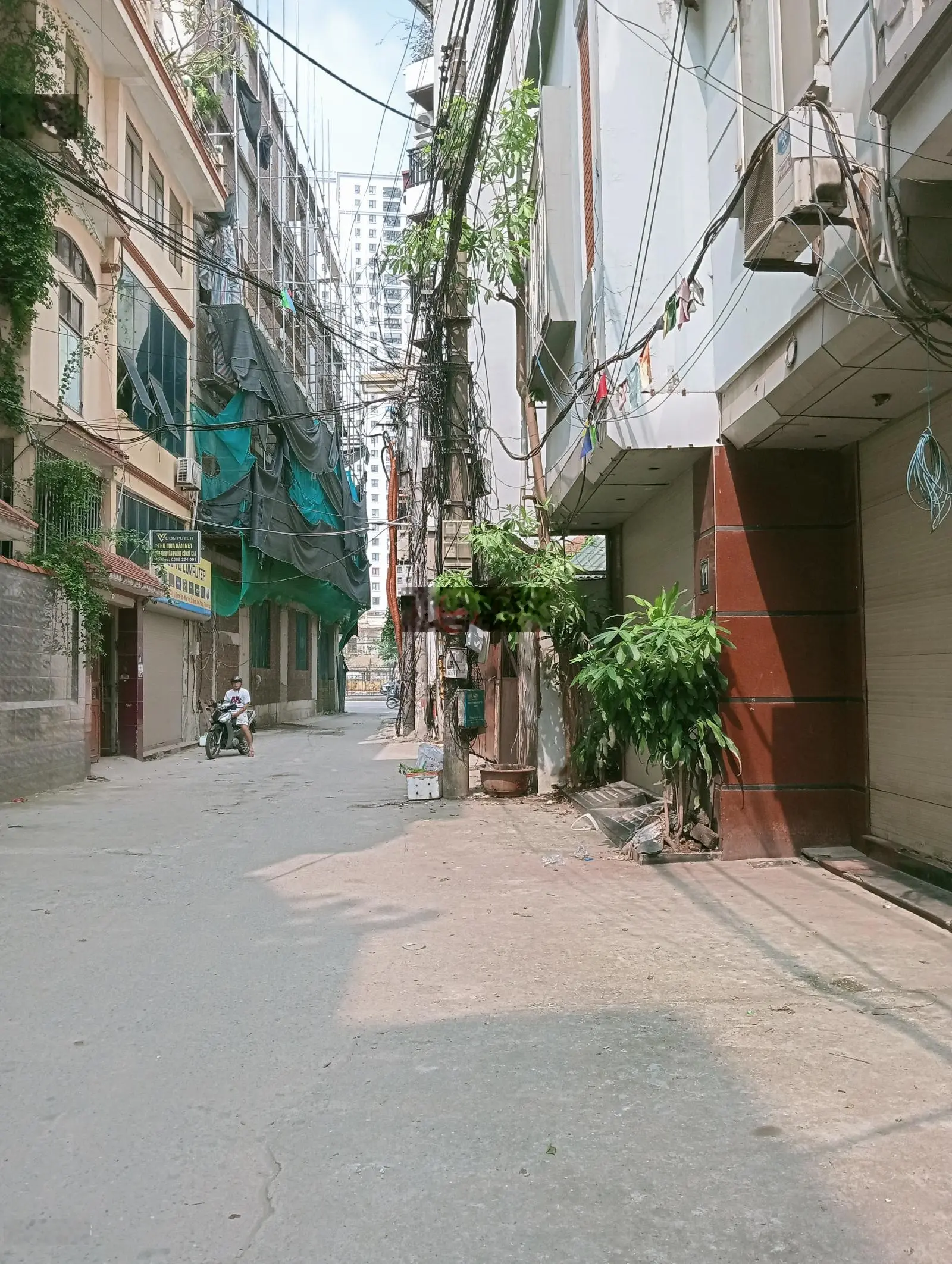 Bán nhà mặt phố Vân Hồ 2 HBT Hà Nội DT 30m2 cấp 4 MT 5m, giá 6 tỷ