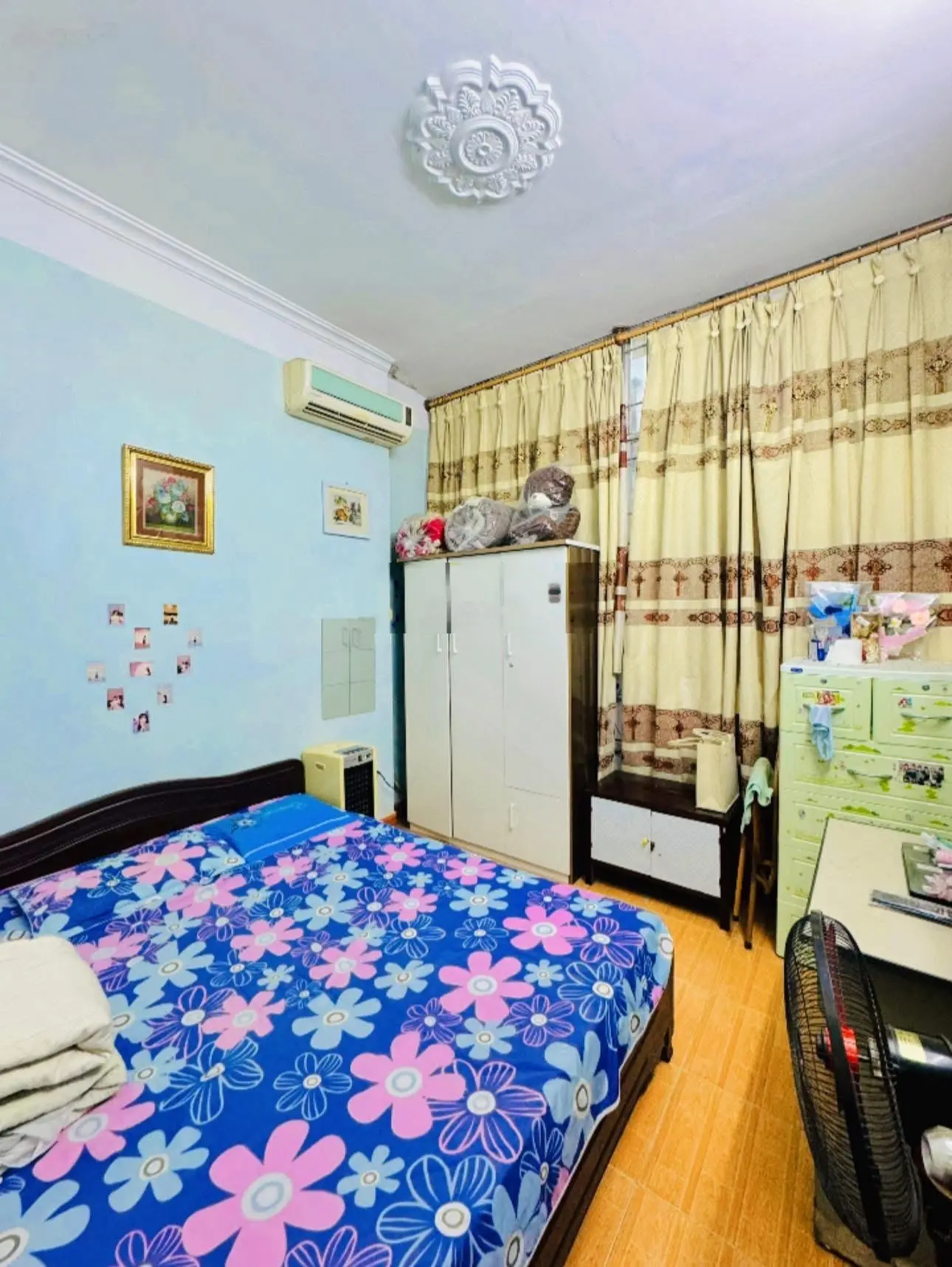 Chủ nhà cần bán gấp! Bán nhà Cầu Giấy, gần phố, ngõ ba gác, 35m2*4T, chào 5,7 tỷ có thương lượng