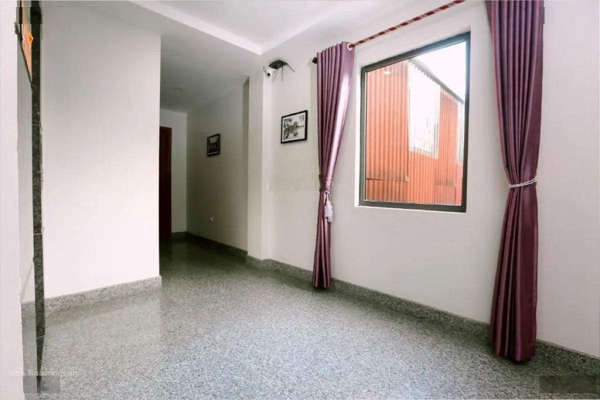 bán nhà giáp bát 102 m2 xây 7 tầng kinh doanh dòng tiền . sổ đỏ - mặt tiền 5m3