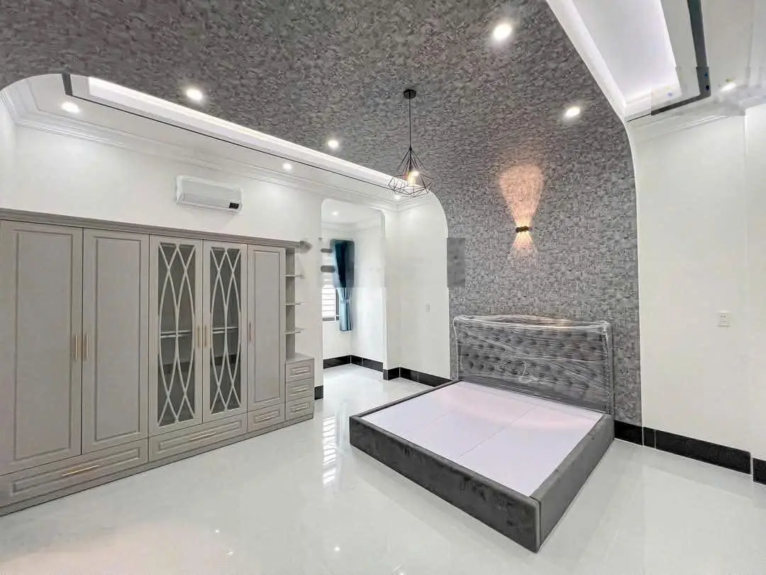 Bán nhà Phong Phú 70m2 1ty4 KDC văn minh, đầy đủ tiện ích. Cho thuê 7tr/ tháng